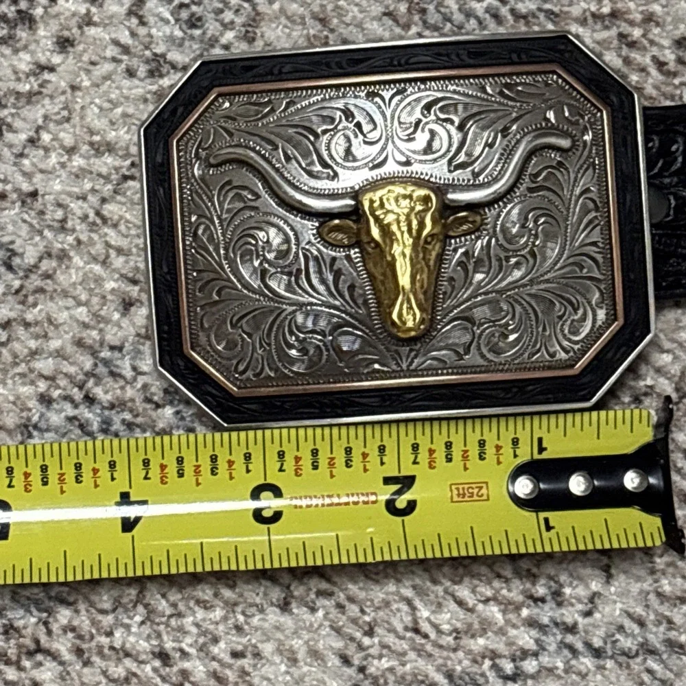 Ariat Mens Leather Floral Embossed Longhorn Black Silver Belt A1043201 32 NWOT